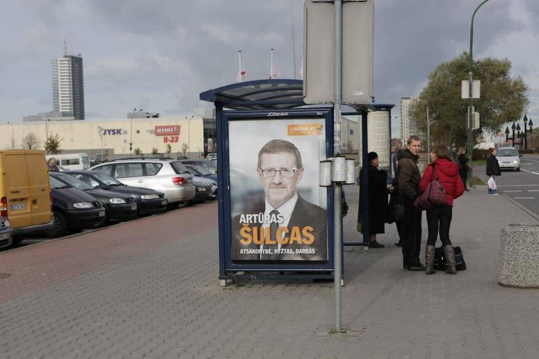 Politikai Klaipėdoje reklamuojasi ir tylos dieną 