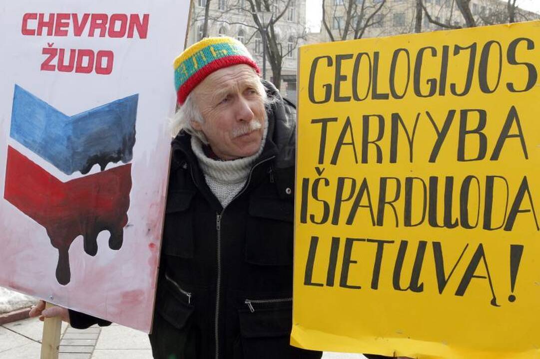 Skalūnų priešininkų dūzgės V.Kudirkos aikštėje: už Lietuvą be košmarų!