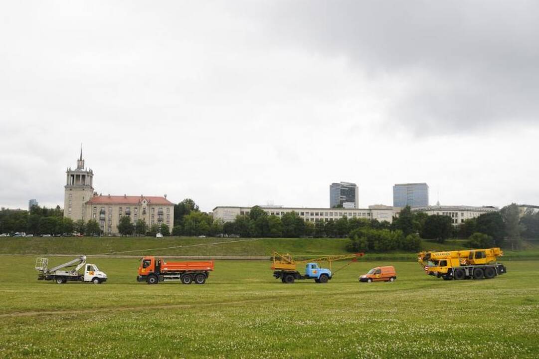 Vilnius atsisveikino su paskutiniu VEKS simboliu