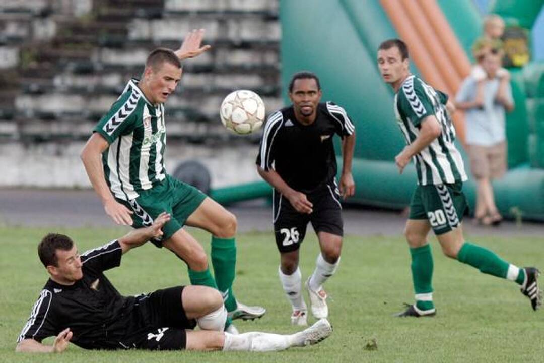 Žalgirio mūšį žalgiriečiai pažymėjo lygiosiomis su "Lechia"