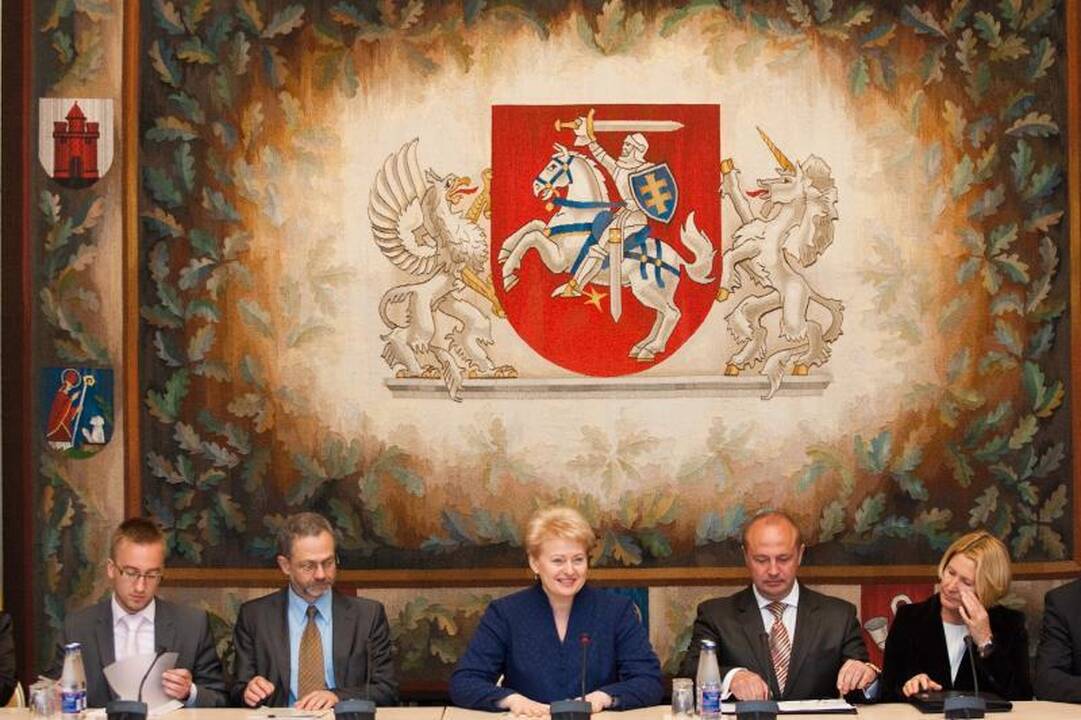 Prezidentė: pasitikėjimas valdžia prasideda nuo pasitikėjimo meru