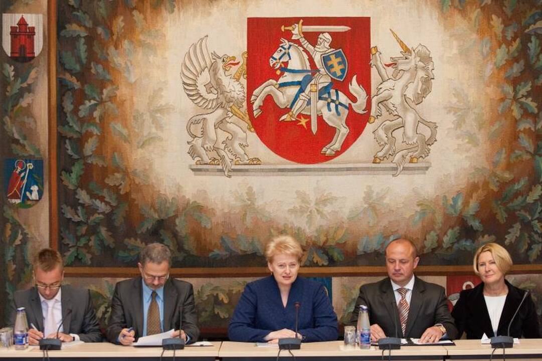Prezidentė: pasitikėjimas valdžia prasideda nuo pasitikėjimo meru