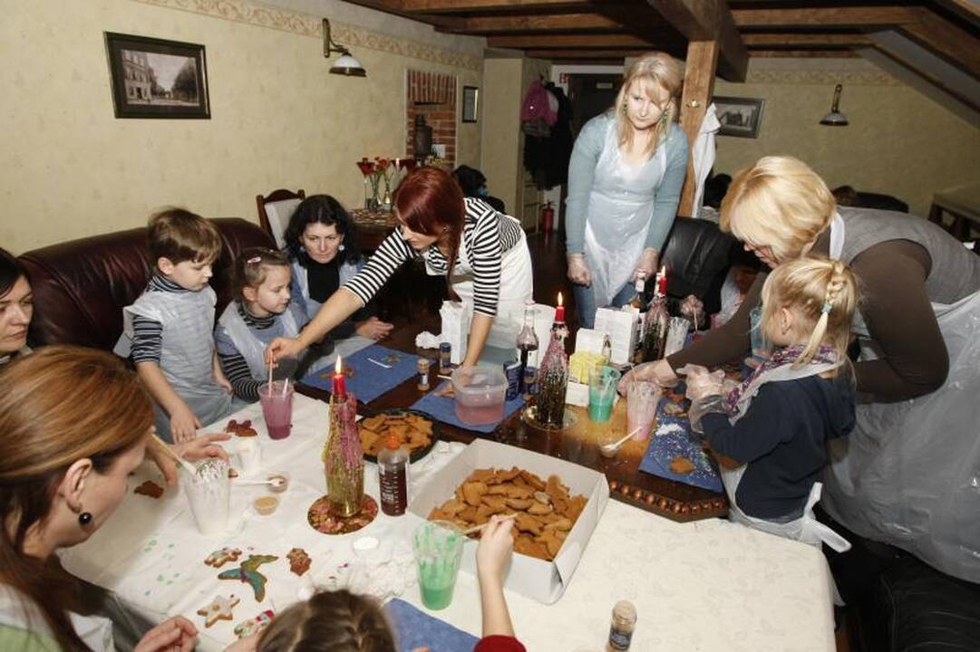 Išmarginti meduoliai atiteks likimo nuskriaustiems vaikams