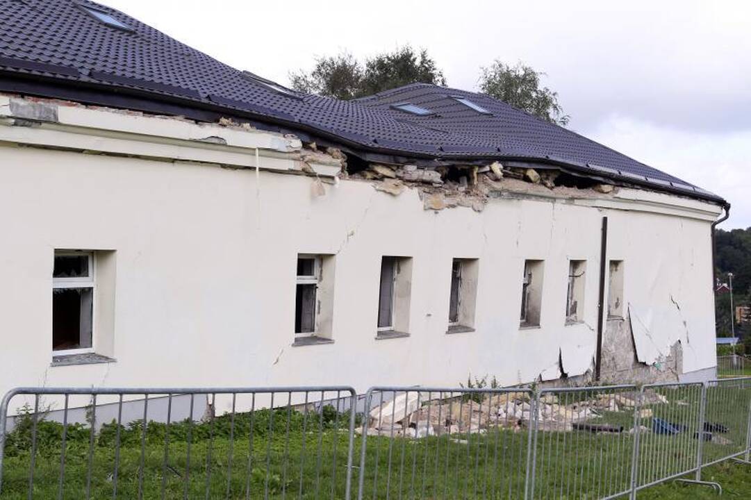 Sprogimą pirtyje galėjo sukelti darbo saugos pažeidimai