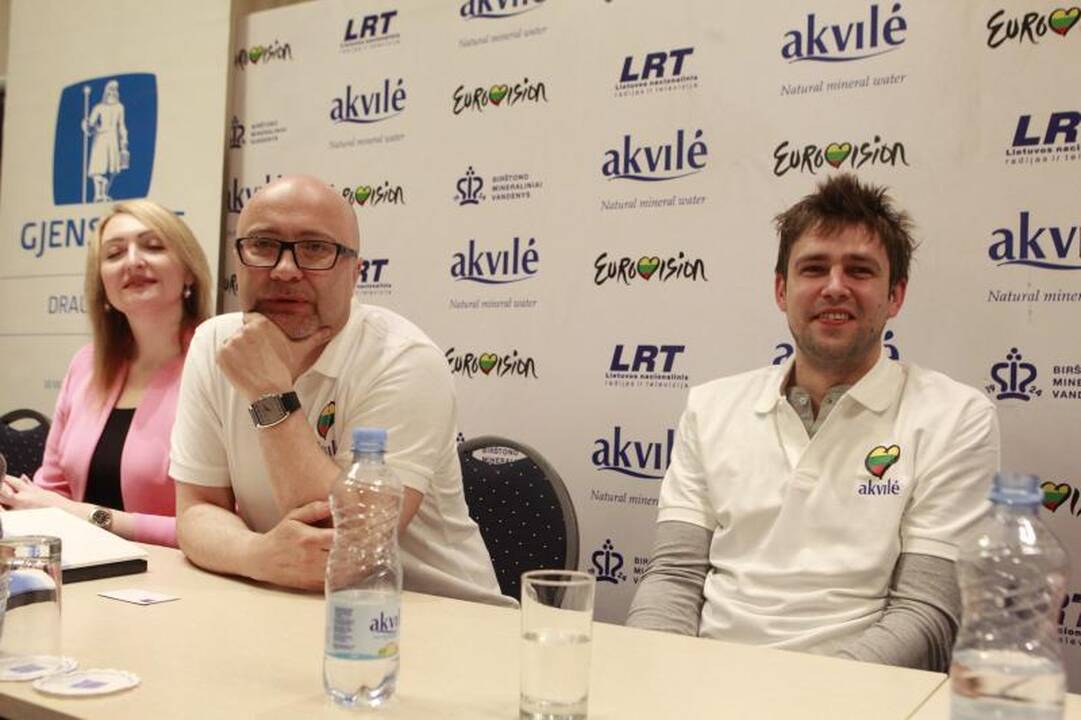 A. Pojavis: važiuoju dainuoti – jokių blizgučių, fejerverkų nebus  