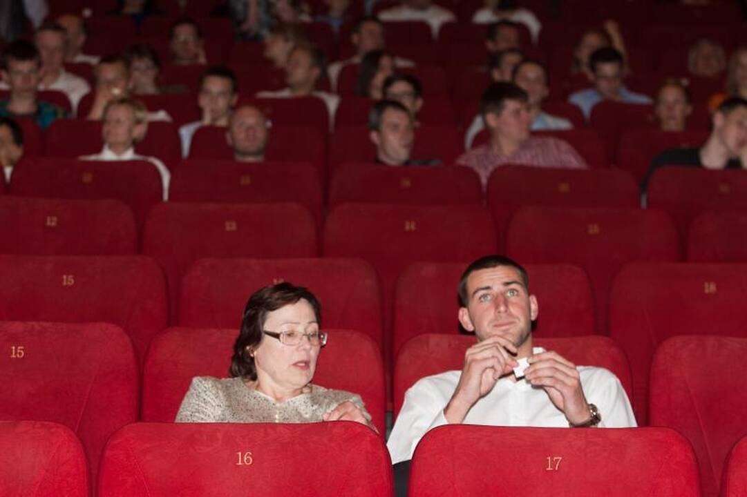 Filmas „Mes už ...Lietuvą!“ – rinktinės kasdienybė iš arti