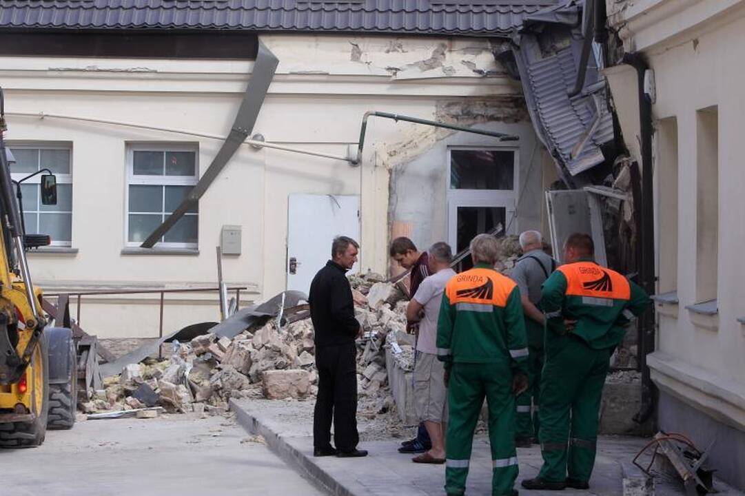 Sprogimą pirtyje galėjo sukelti darbo saugos pažeidimai