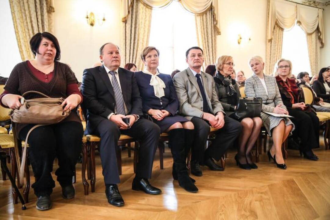 Raudondvario dvare – įspūdingo istorinio paveikslo pristatymas