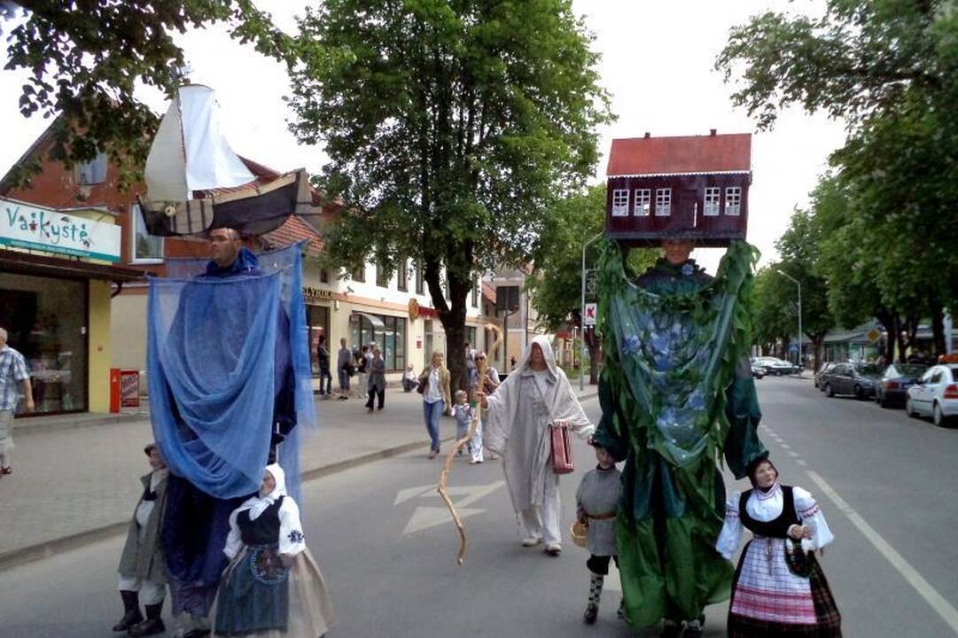 Kauno rotušėje 26-iems kauniečiams įteikti „Gerumo kristalai“