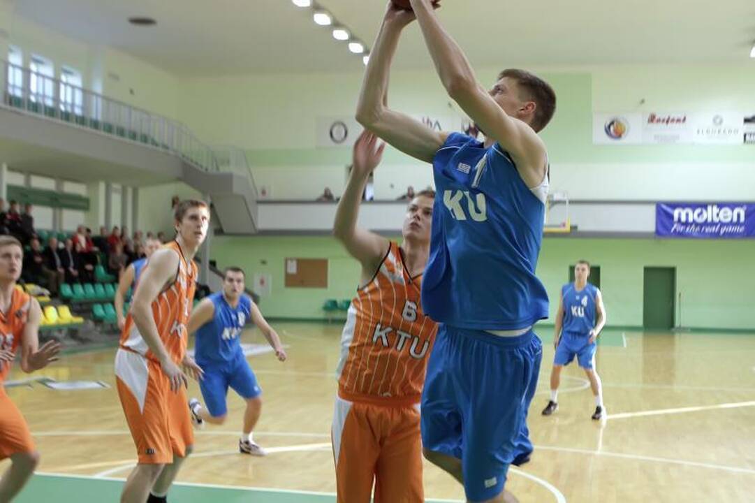 Klaipėdos universiteto krepšininkai startavo pergale