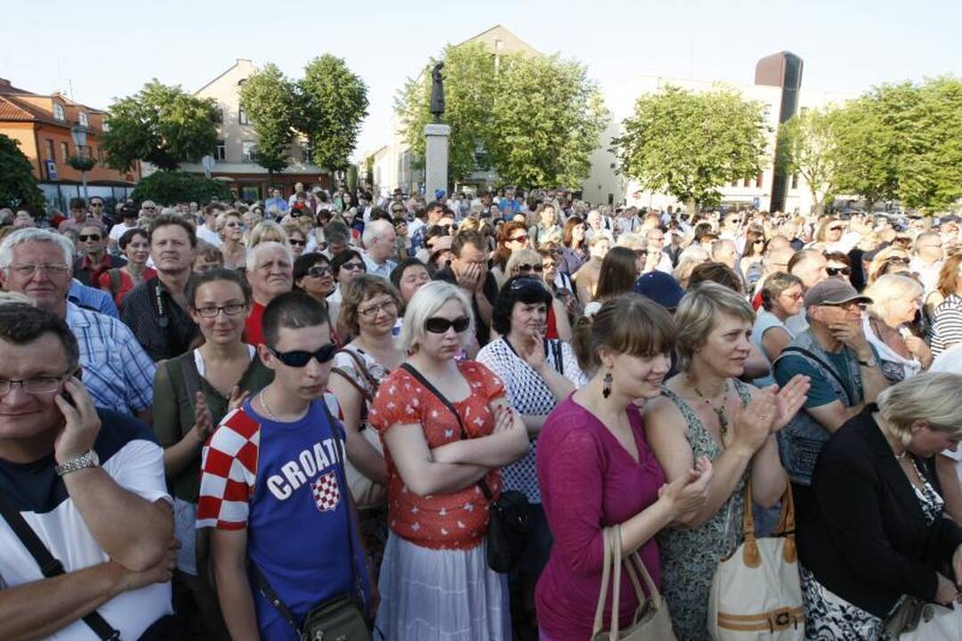 Valstybės dienos išvakarėse Klaipėdoje pagerbtas Vytautas Paukštė