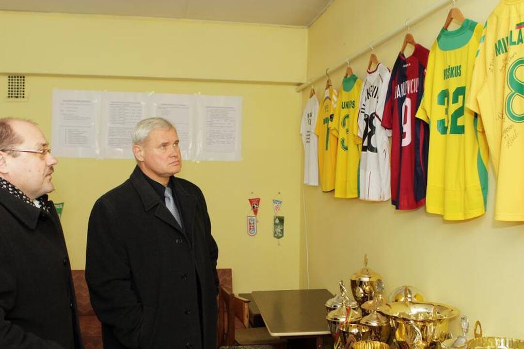 Klaipėdos meras pašiurpo nuo futbolo mokyklos būklės