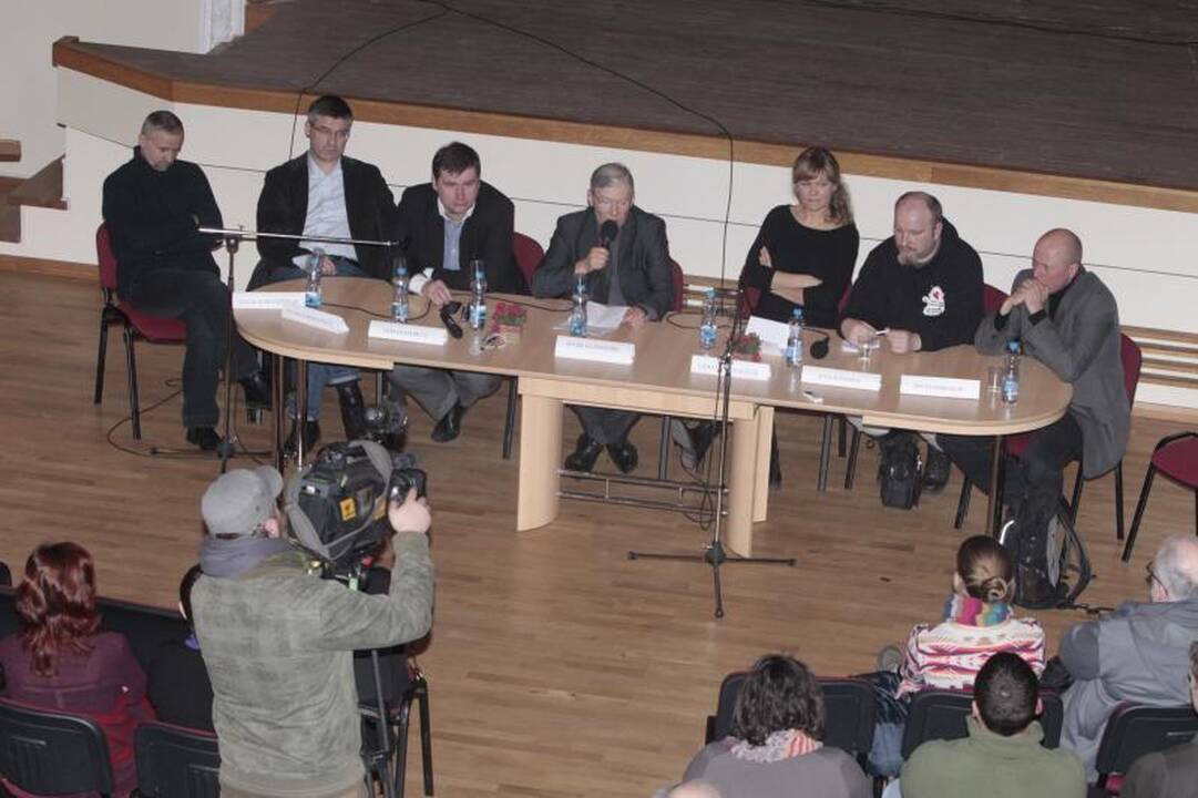 Politologas: tautiškumo idėjos šaliai reikalingos