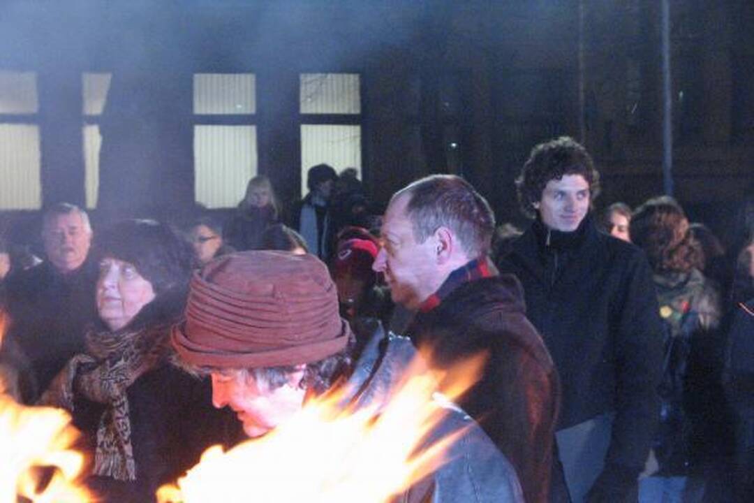 Laužai priminė Sausio 13-ąją