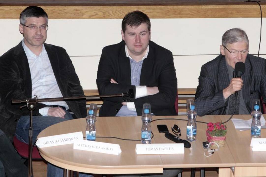 Politologas: tautiškumo idėjos šaliai reikalingos