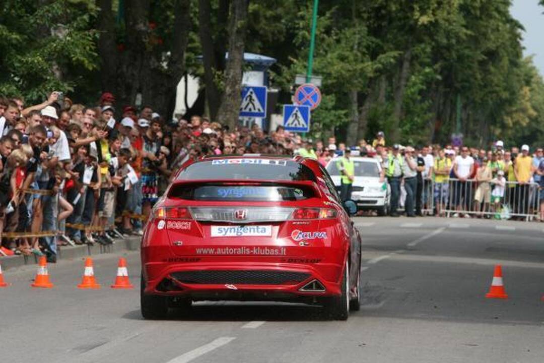 1000 km lenktynės jau atidarytos