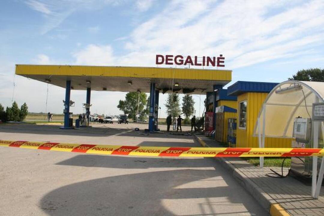 Degalinės sprogdinimu įtariamas 18-metis Kauno rajono gyventojas 