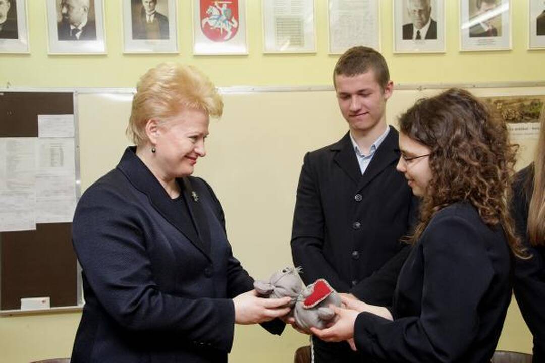 Prezidentė moksleiviams Trakuose: jei sakome, kad Lietuvoje blogai, blogi esame patys