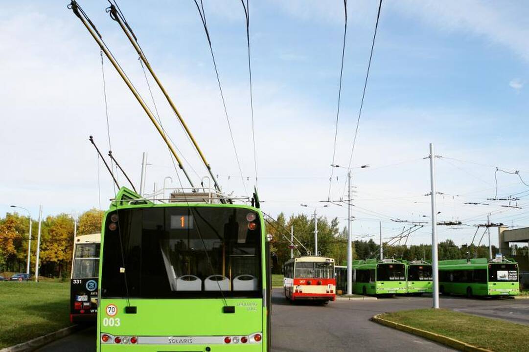 Penktadienio naktį studentams namo padės grįžti troleibusai