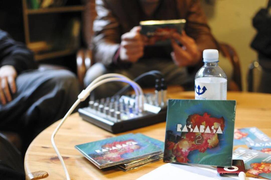 „Rasabasa” naują savo kūrinį šiandien dovanoja nemokamai (audio)