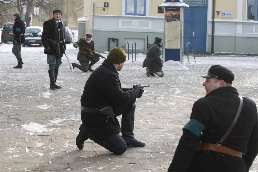 Prefektūros šturmas Teatro aikštėje – įspūdingas kaip ir prieš 90 metų