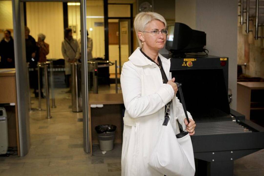N.Venckienė: kurpiama byla siekiant neleisti išsiaiškinti tiesos