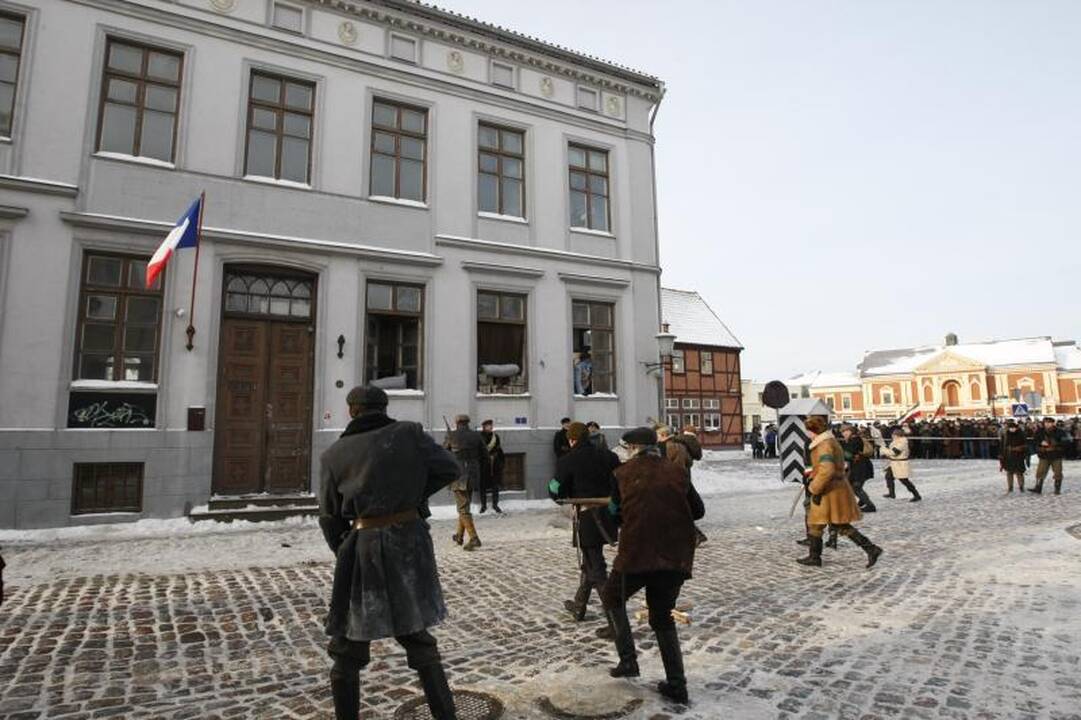 Prefektūros šturmas Teatro aikštėje – įspūdingas kaip ir prieš 90 metų