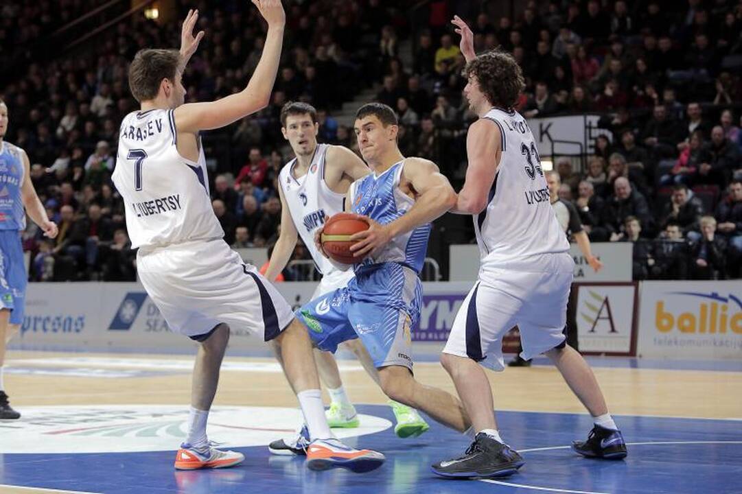 Namuose suklupęs „Neptūnas“ VTB lygoje jau žvelgia į prarają
