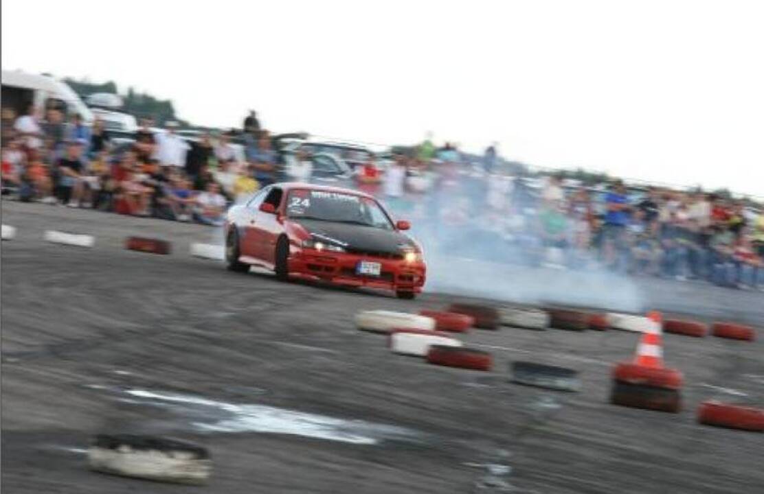 Šeštadienį paaiškės 2011 metų „Drifto karalius“