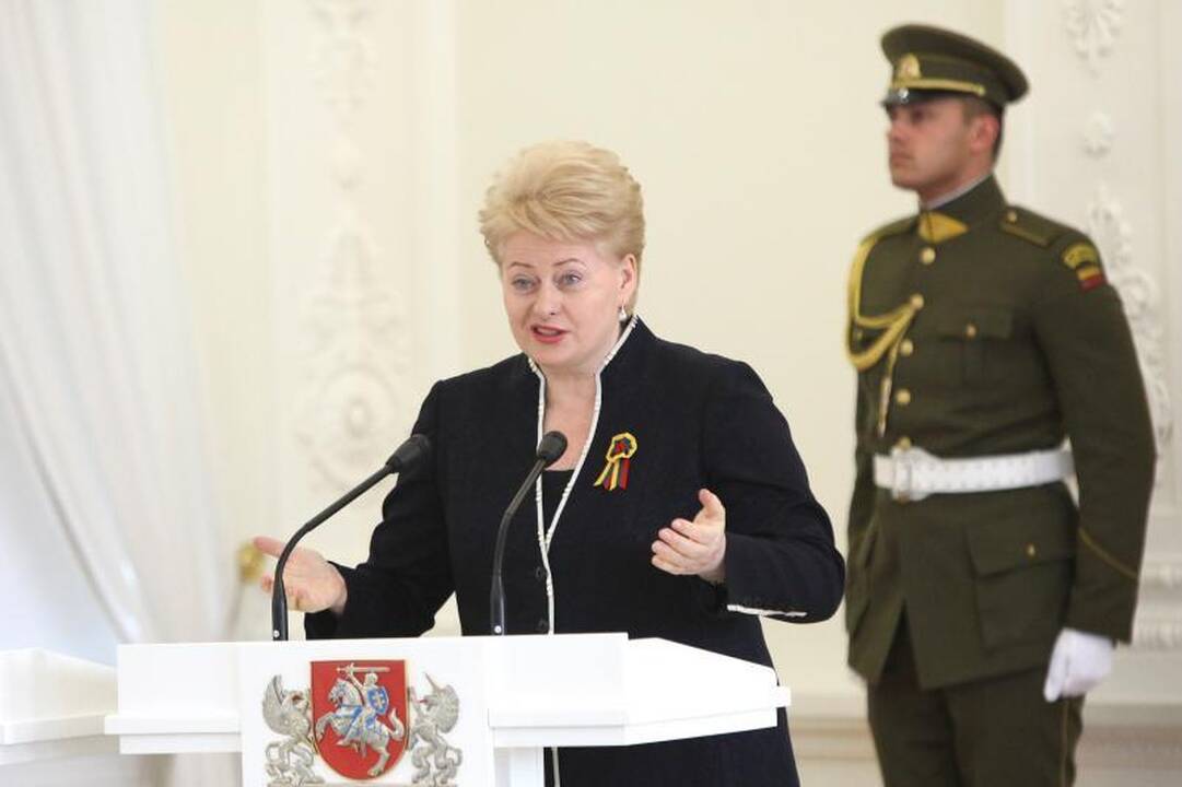 D.Grybauskaitė:valstybė - tai karūna, kurią pelnyti reikia pastangomis