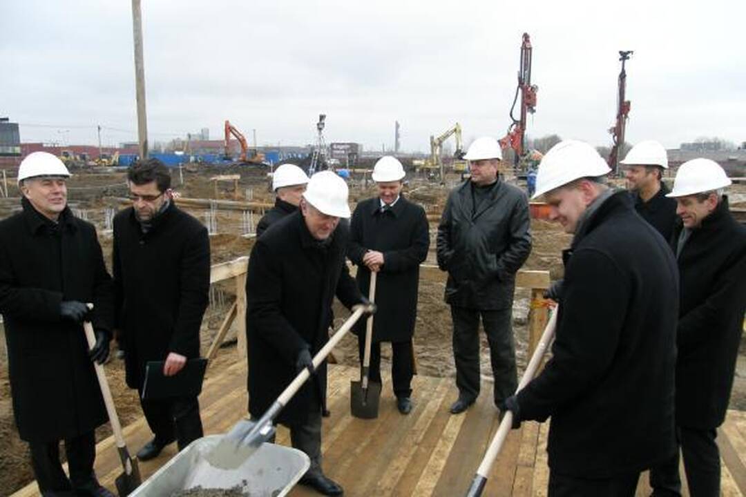 Statybininkai padėjo Klaipėdos merui 