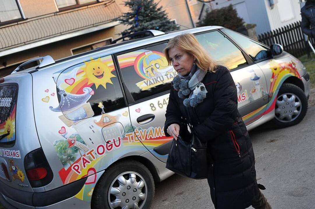L.Stankūnaitė Garliavoje aplankė dukrą  