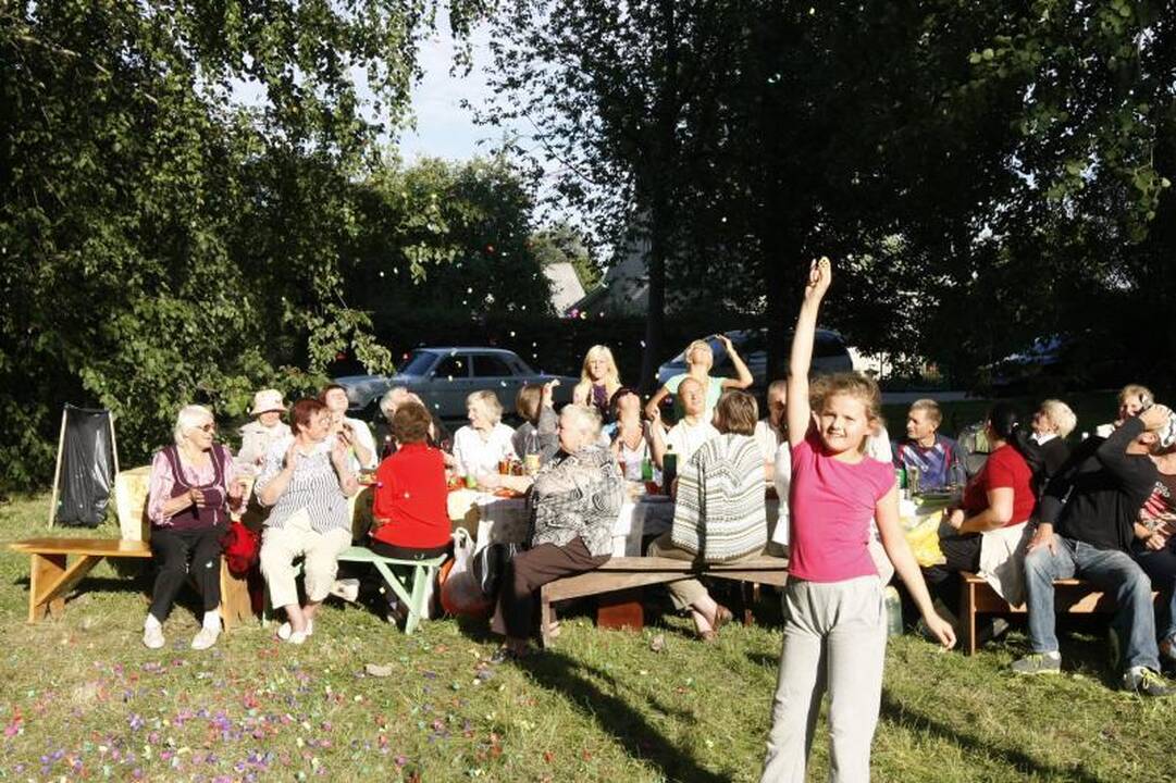 Bendruomenės šventėje – vasaros palydėtuvės