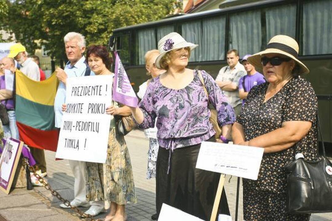 "Drąsiaus kelias" protestavo prie Prezidentūros