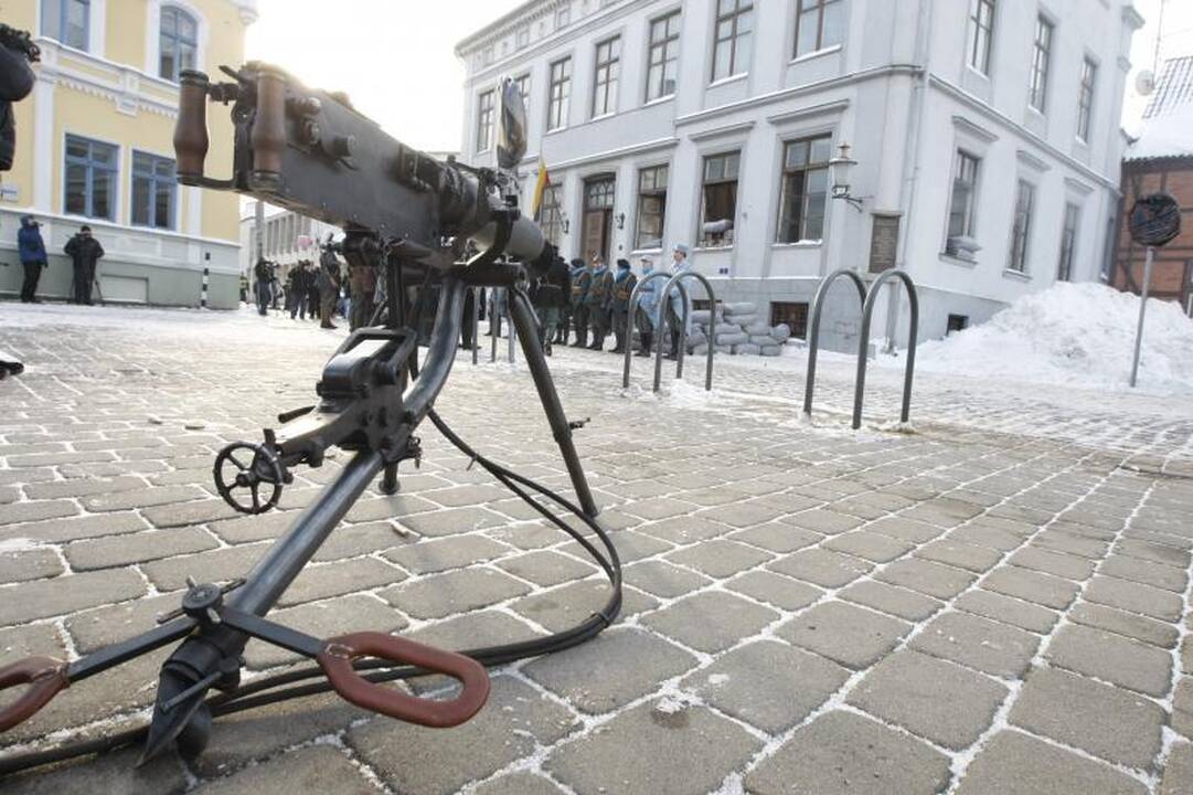 Prefektūros šturmas Teatro aikštėje – įspūdingas kaip ir prieš 90 metų