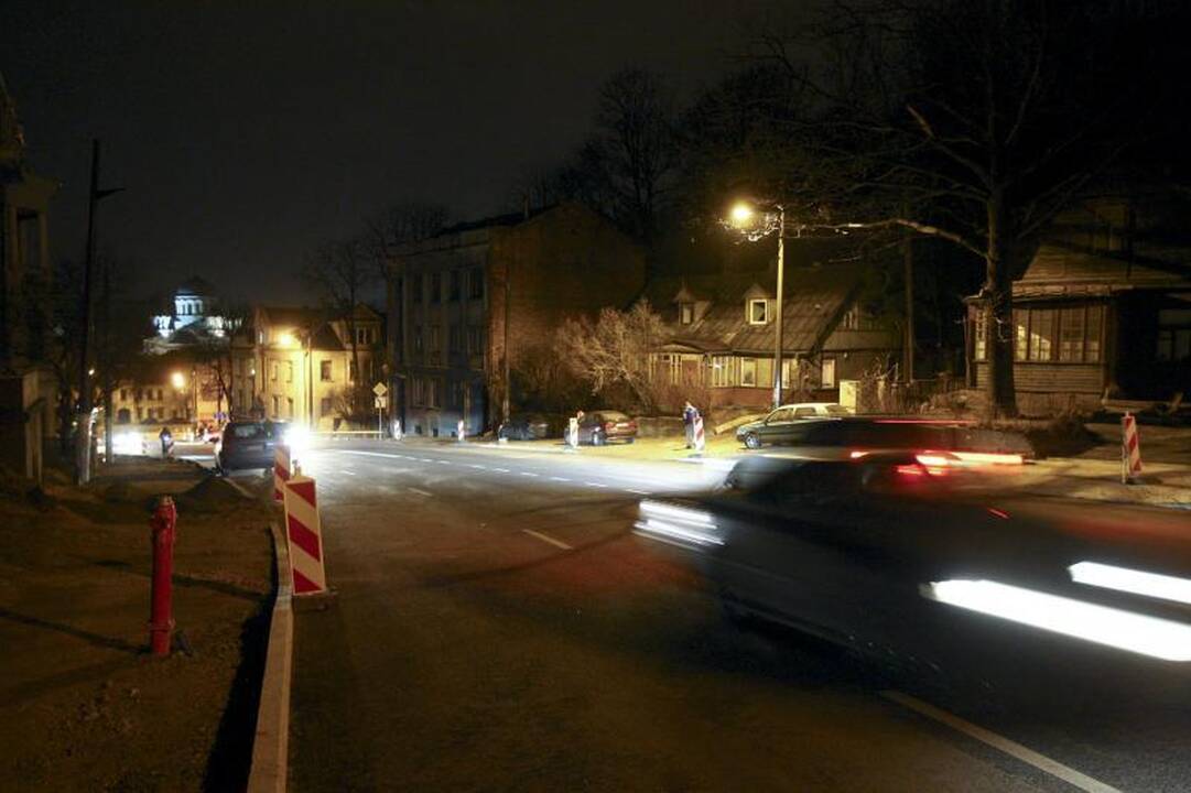 Išbandymas baigėsi: važiuoti Parodos gatve jau galima