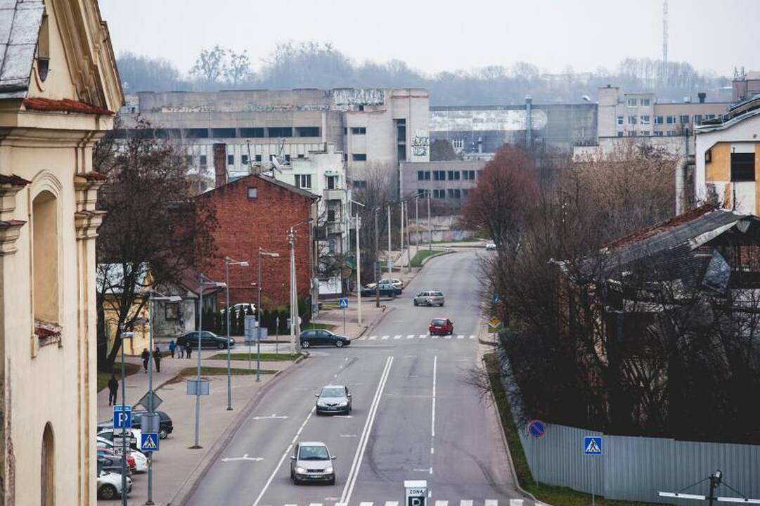 Tyrimas: kauniečiai keliauja po    vieną