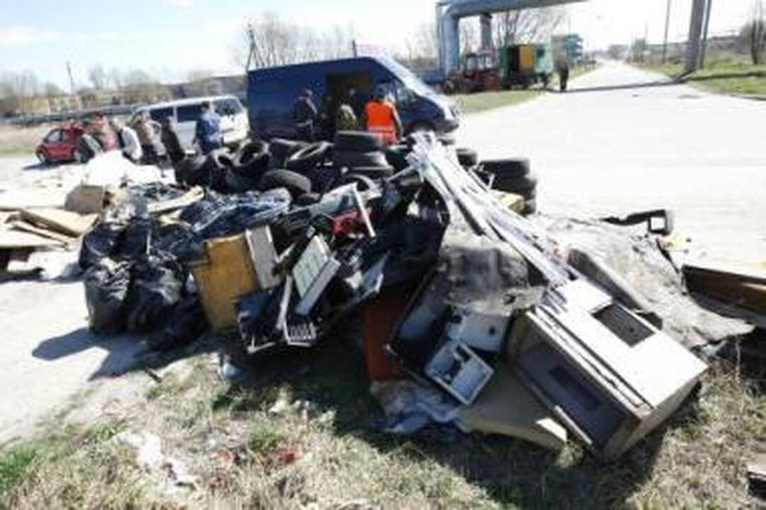 Gausa: beveik 120 tonų įvairių atliekų šiemet surinko „Darom“ akcijoje dalyvavę talkininkai.