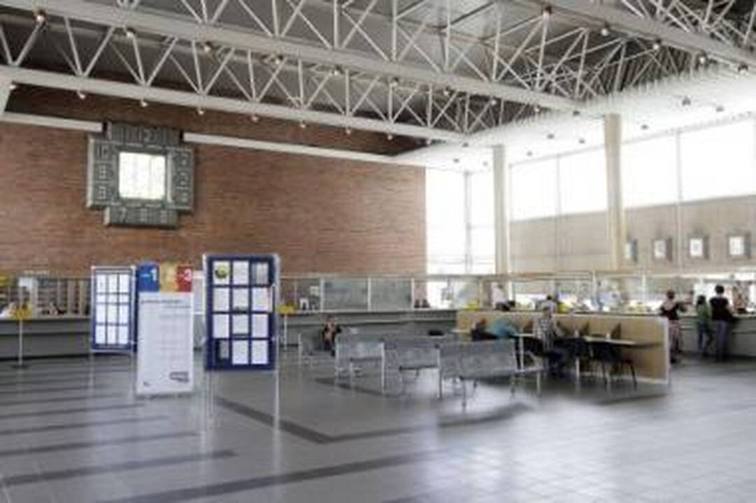 Konkuruoja: Lietuvos pašto skyriuose vartojimo kreditus teikia ne tik "Ūkio banko lizingas", bet ir įmonė "General Financing", valdanti prekės ženklą "Kreditas 123".