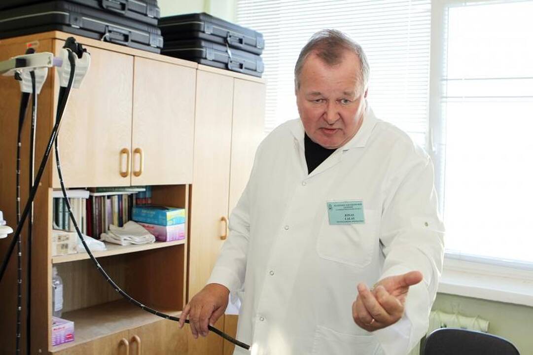 Gydytojas J. Lalas: žmonės praryja net dantų šepetukus