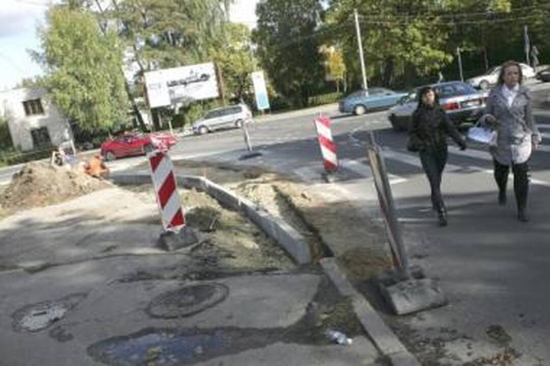 Tikslas: paplatinus gatvę, tinkimasi išvengti transporto spūsčių.