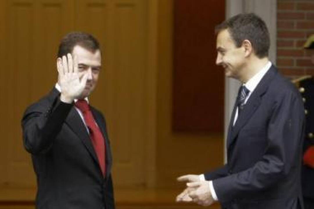 Svyruojantis D.Medvedevo sostas