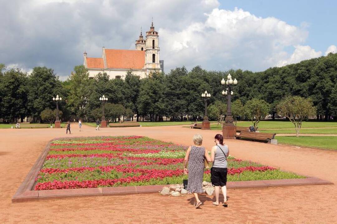 Kurti paminklą Lukiškių aikštei galės ir užsieniečiai