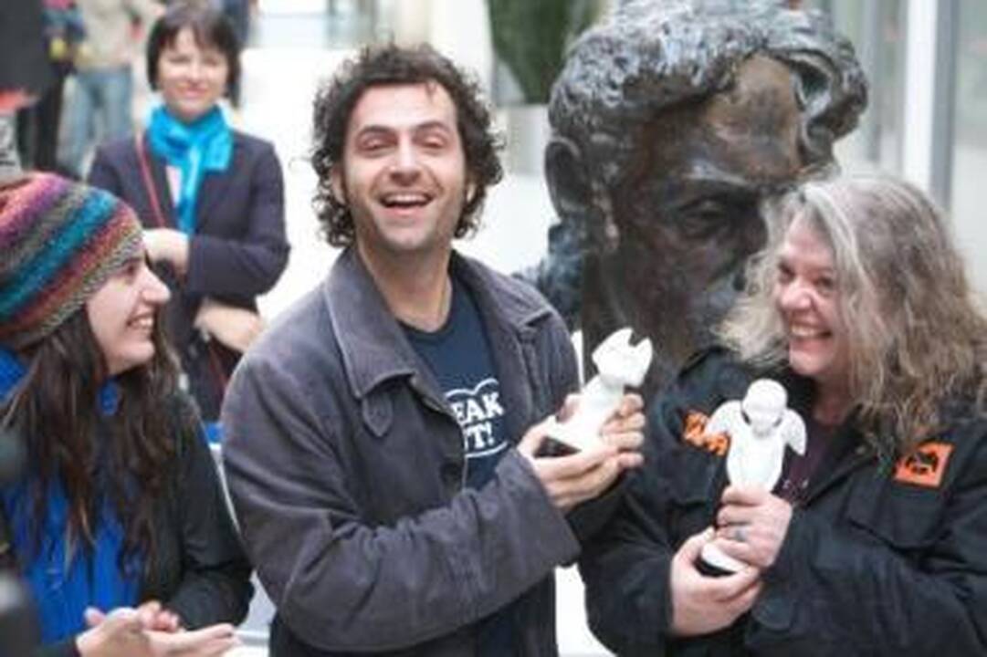 Šeima: Diva, Dweezilas, Frankas ir Gail Zappos.