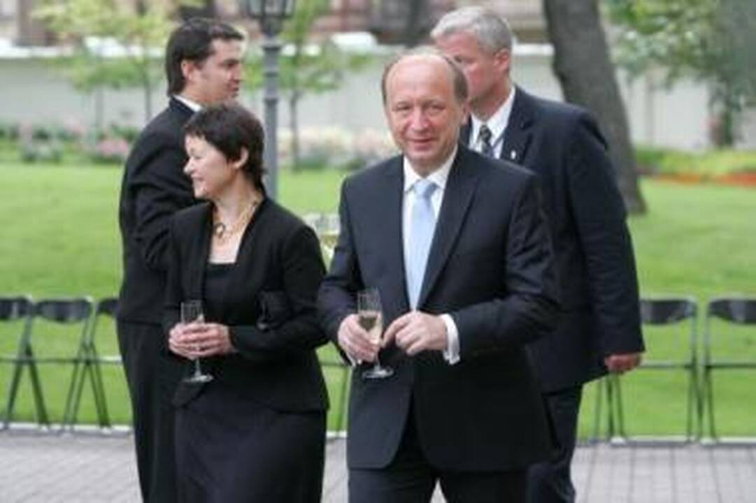 Pradžia: atostogas Vyriausybės vadovas A.Kubilius pradės jau šį savaitgalį ir sekmadienį dalyvaus tradiciniame konservatorių dviračių žygyje "Suk į dešinę".