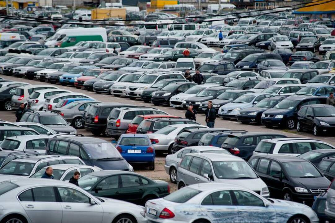 Mašina   iš     turgaus – lyg loterija  