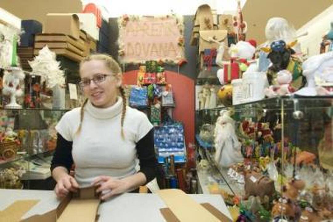 Dovanas pakuojasi patys