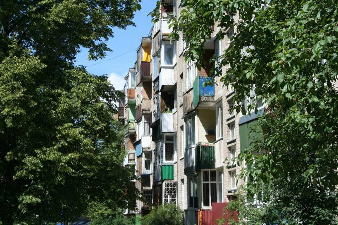Patys sau architektai: verkti ar juoktis?