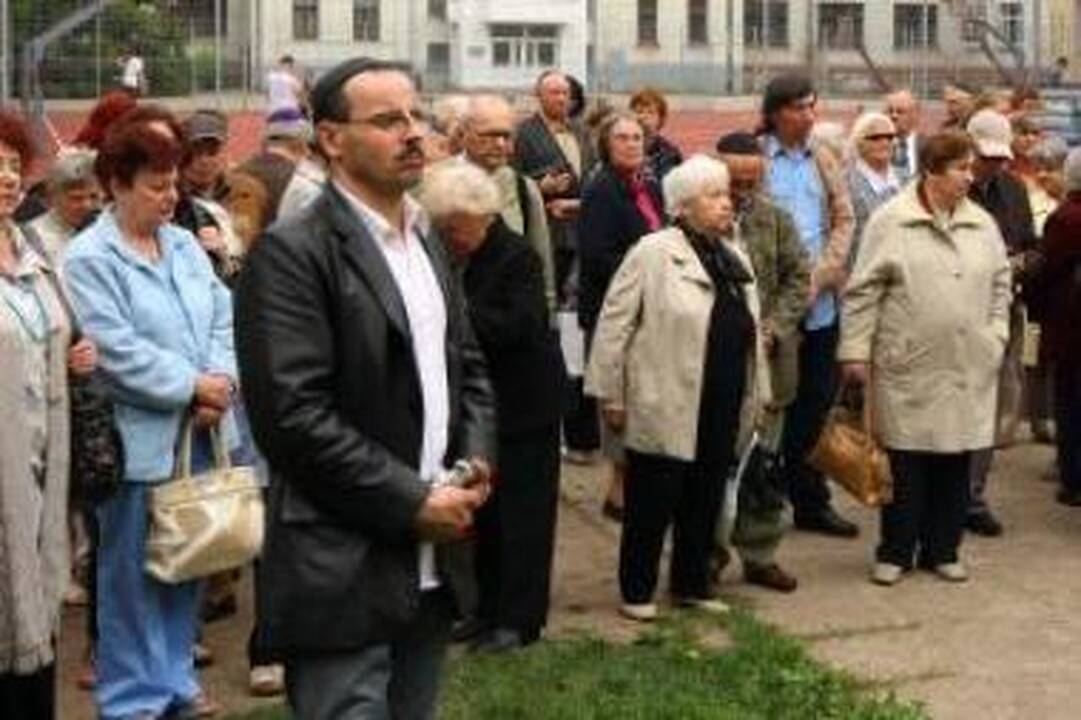 Ženklas: ši žydų krauju pažymėta vieta vadinama holokausto pradžia Kaune.