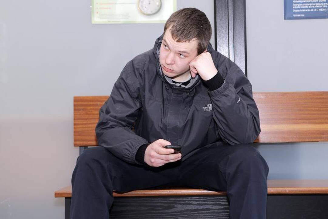 Grafitininkui – šeštas nuosprendis už „saviraišką“ ant miesto pastatų